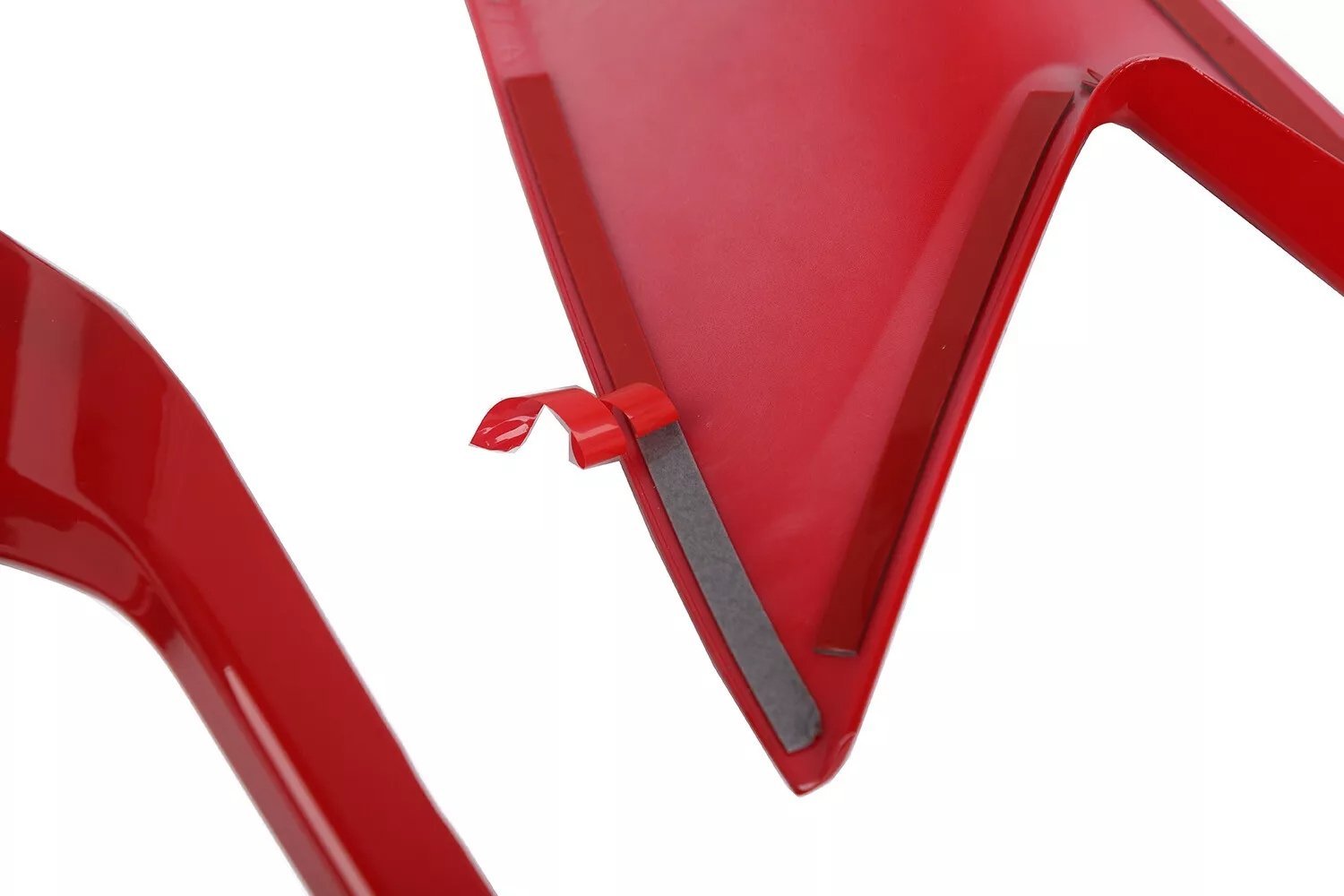 2019 – 24 Camaro LT/RS/LT1 Headlight Trim Covers - Image 5